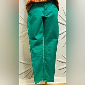 Old Navy SZ 4 sweetheart denim pants, green w/5 pockets. Waist 30” inseam 30”.